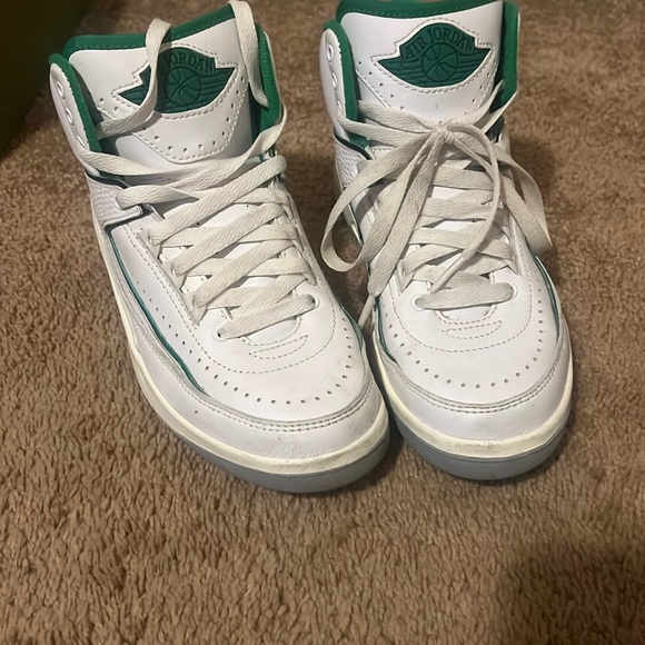 Kids Jordan 2 - Picture 1 of 5